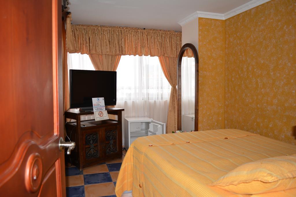 Hotel Casa Colonial 산타 로사 데 카발 객실 사진