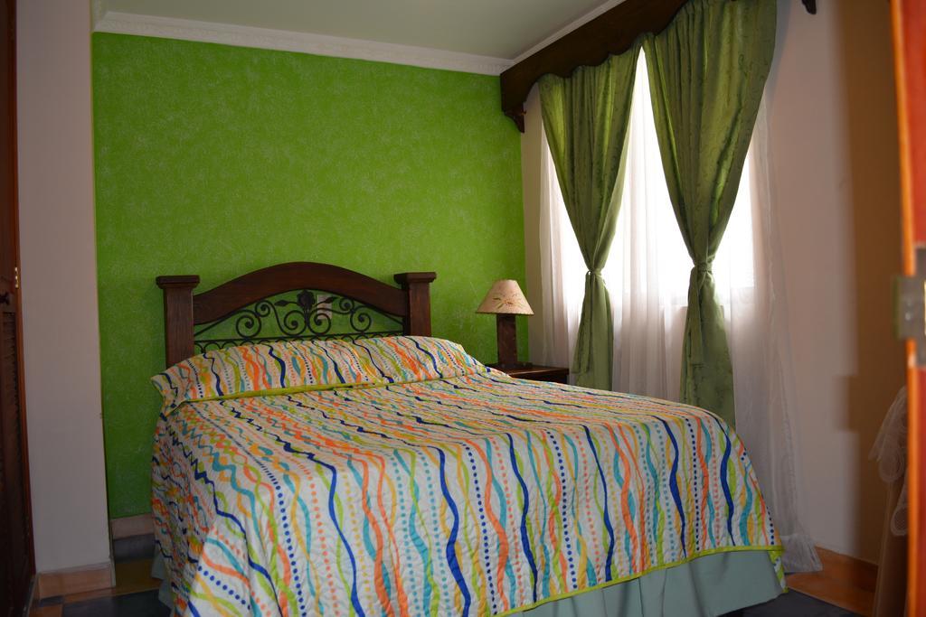 Hotel Casa Colonial 산타 로사 데 카발 객실 사진