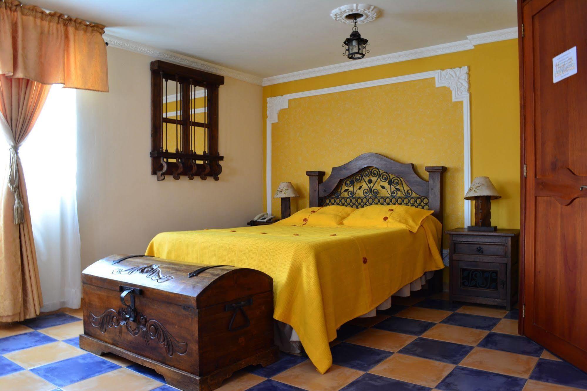 Hotel Casa Colonial 산타 로사 데 카발 외부 사진