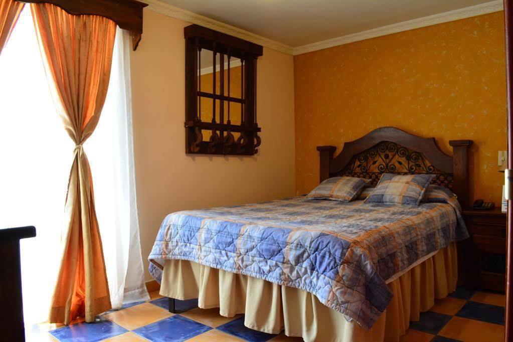 Hotel Casa Colonial 산타 로사 데 카발 외부 사진
